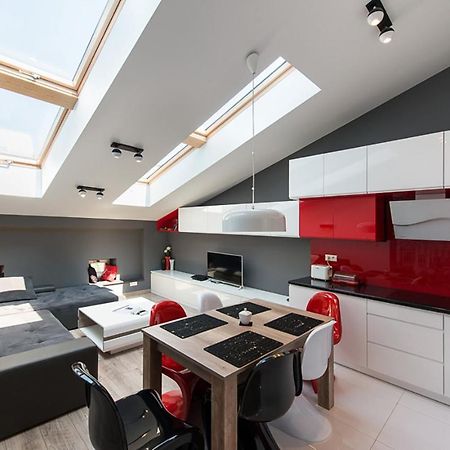Cozy And Large 62 M2 Apartment With Air Conditioning, Old Town 克拉科夫 外观 照片
