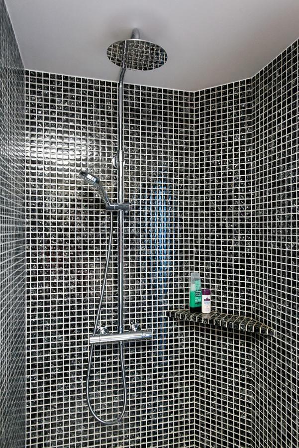 Cozy And Large 62 M2 Apartment With Air Conditioning, Old Town 克拉科夫 外观 照片