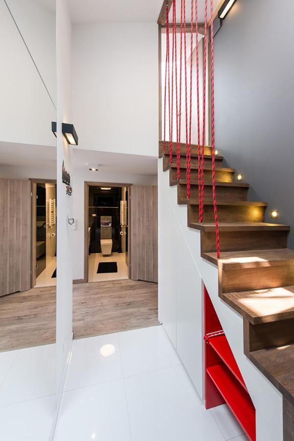 Cozy And Large 62 M2 Apartment With Air Conditioning, Old Town 克拉科夫 外观 照片